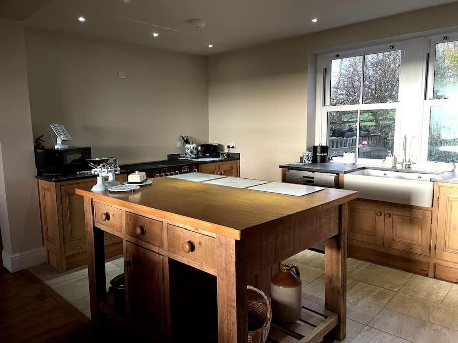 Luxurious Granny House Bell Busk In Malhamdale Vila Skipton Exterior foto